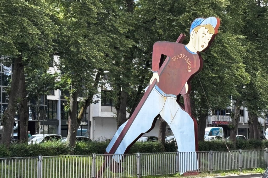 Kunstwerk in der nähe vom Lappan in Oldenburg
