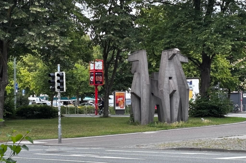 Skulptur am Pferdemarkt in Oldenburg (Oldb)