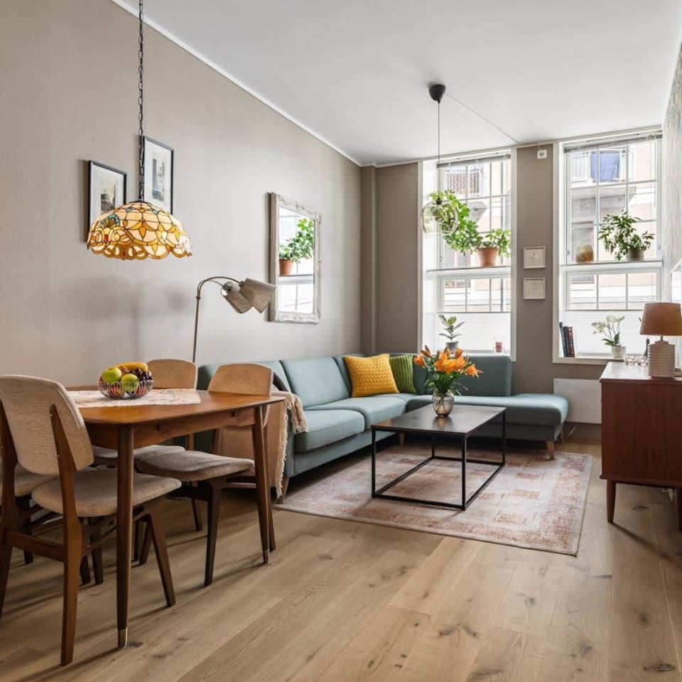 Aufgeräumte Wohnung nach einer Unterhaltsreinigung.